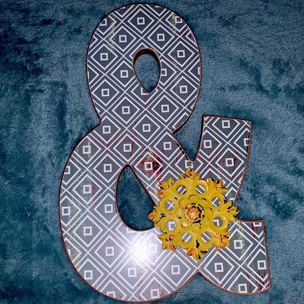 Decorative Ampersand